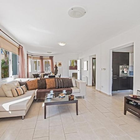 Nancy Villas Protaras Bagian luar foto