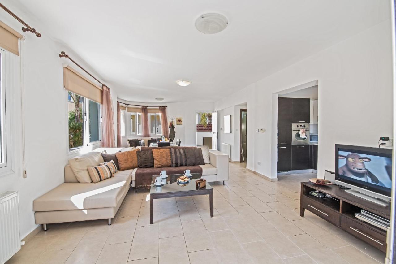 Nancy Villas Protaras Bagian luar foto