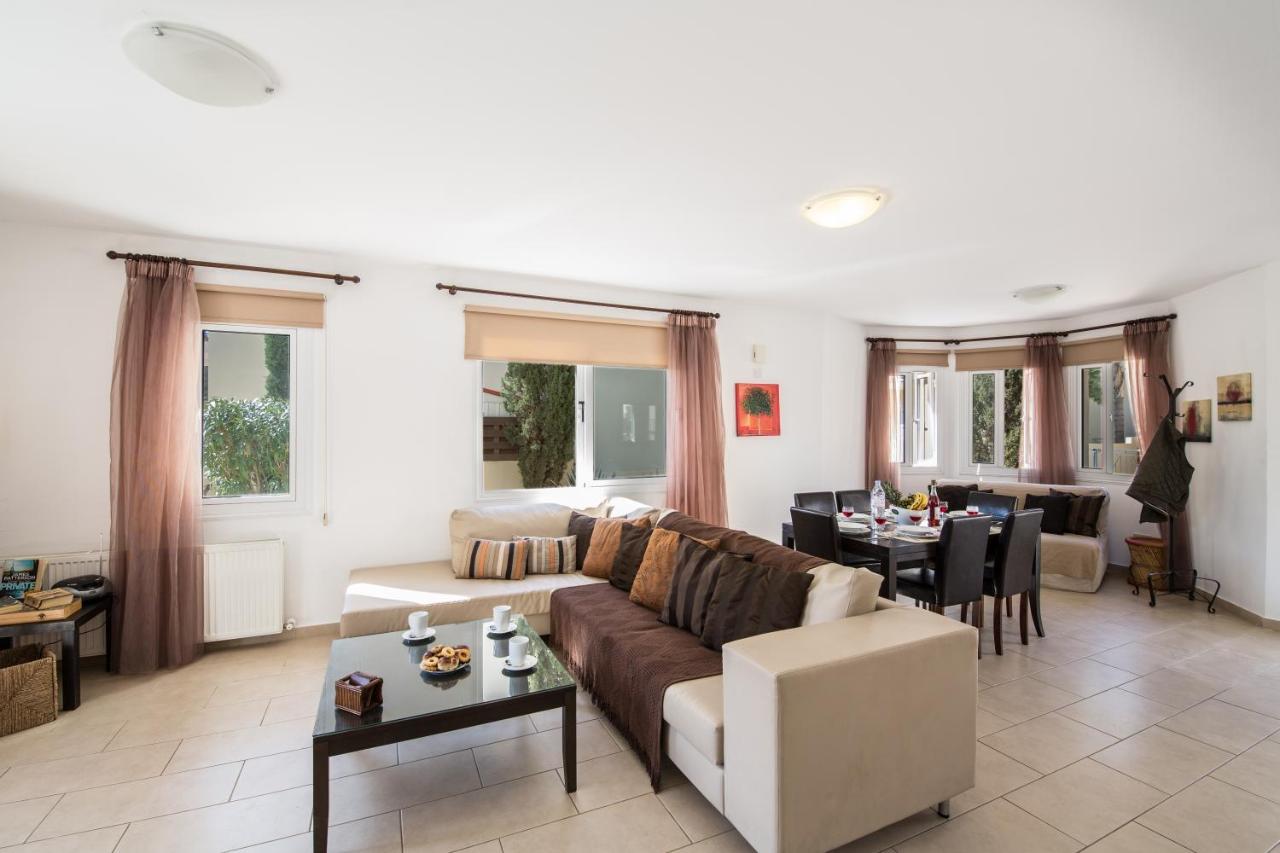 Nancy Villas Protaras Bagian luar foto